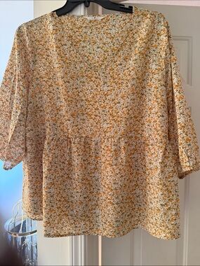 Brand new Agnes Orinda 2X top